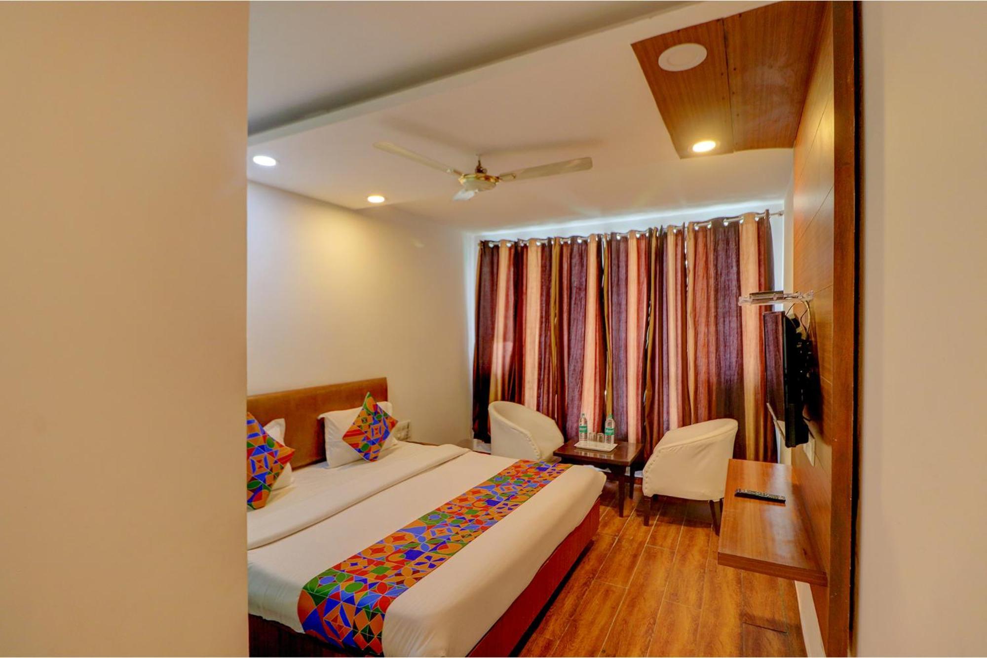 Fabhotel Sikka Royal Classic - Mall Road Mussoorie Exterior photo